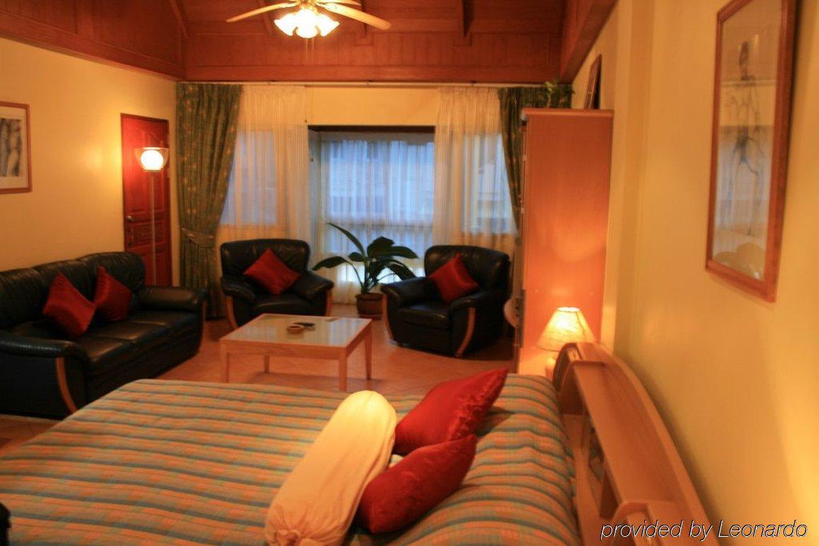Aquarius Gay Guesthouse & Sauna Patong Quarto foto